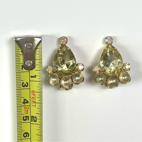 Vintage GARNE Clip On 7 Yellow Amber Stone Gold Tone Earrings - Picture 4 of 6